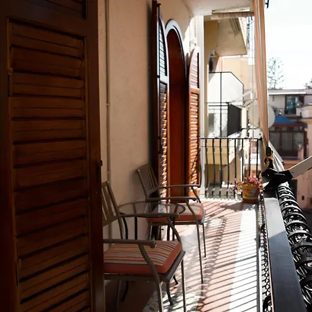 Apartment Orama Front Sea